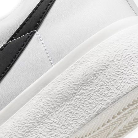 Tenisi Dama NIKE  Blazer Low Platform 530830 DJ0292-101 imagine 8